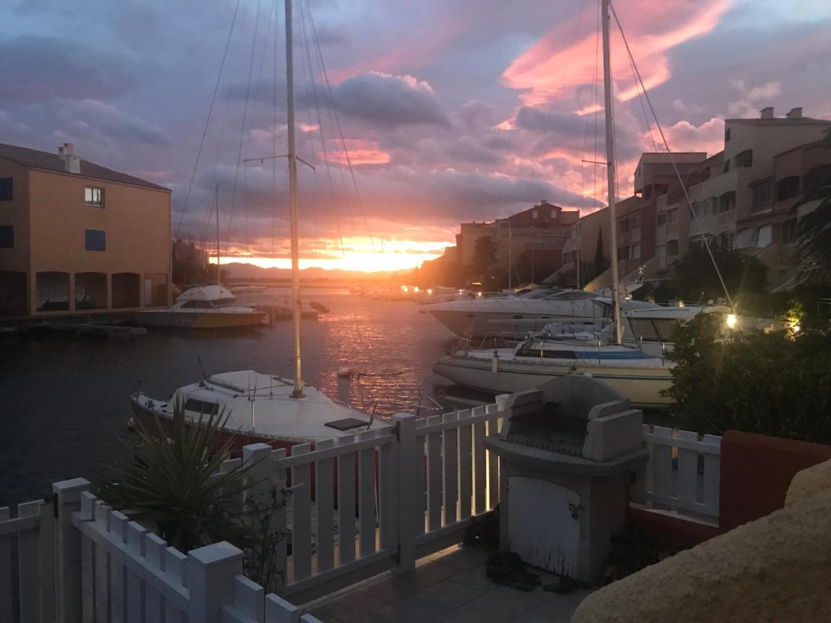 Marina Les Pieds Dans L Eau Le Barcarès Exterior foto