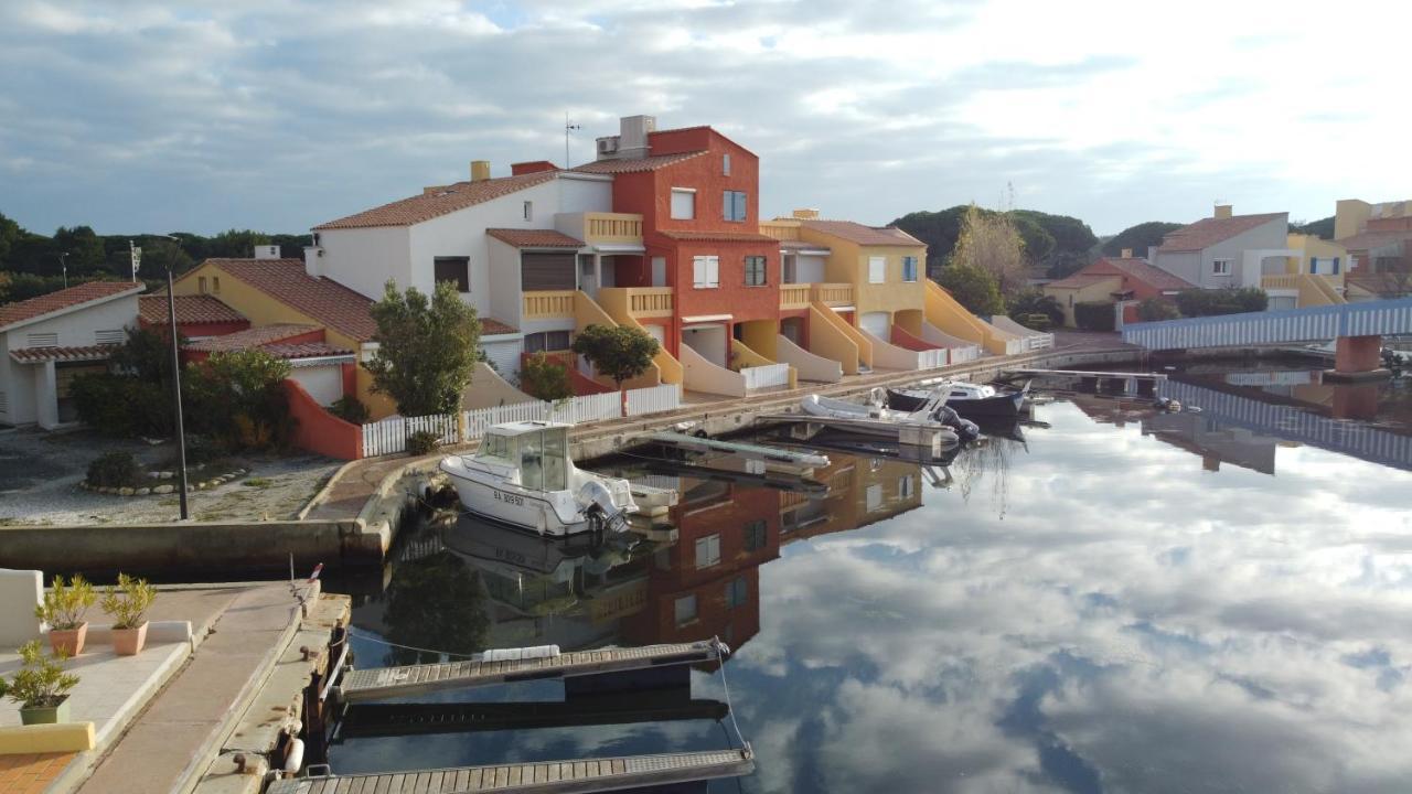 Marina Les Pieds Dans L Eau Le Barcarès Exterior foto